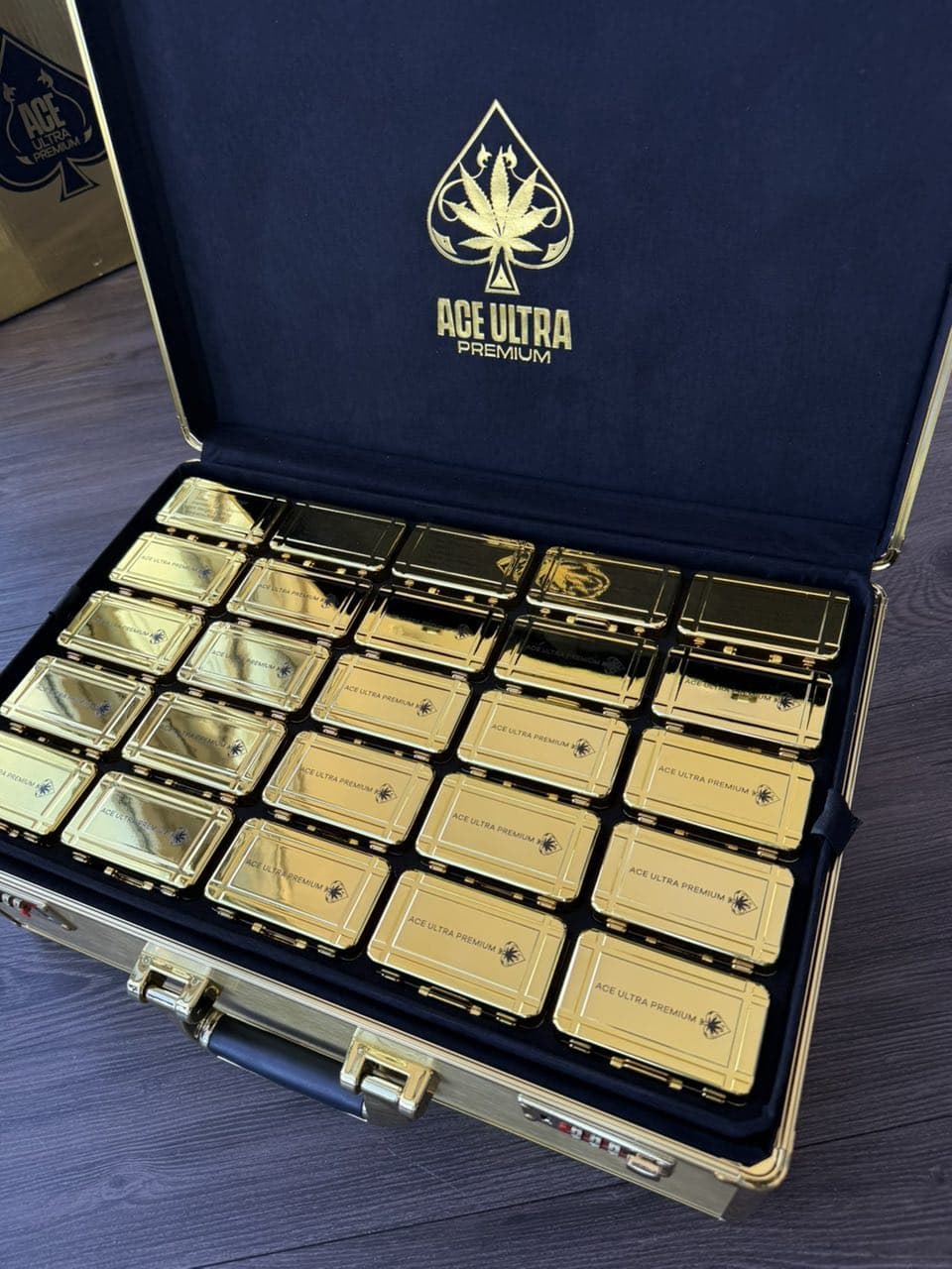 ACE ULTRA PREMIUM SIGNATURE GOLD COLLECTION
