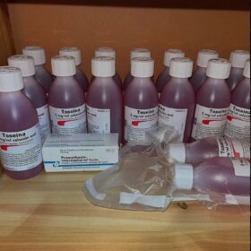 Toseina/block sippin lean